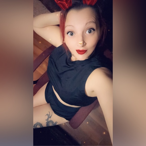 Meet your Posher, Cat - Picture 2 of 2